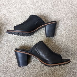 Sorel Mules
